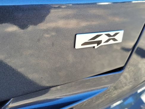 Used 2023 Kia Sorento SX image 11