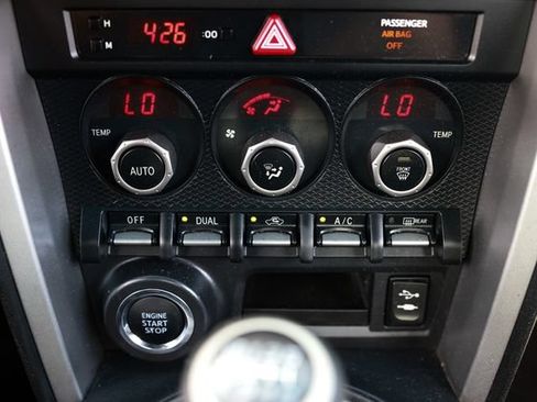 Used 2013 Subaru BRZ Limited w/ Popular Pkg 1B RWD image 34
