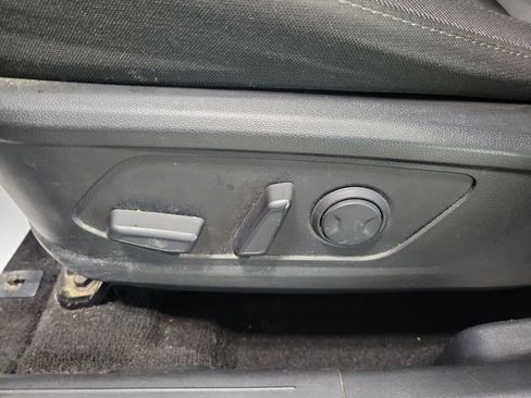 Used 2023 Hyundai Santa Cruz SEL Premium image 32