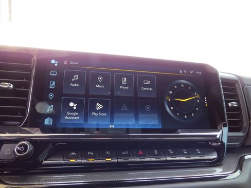 Used 2024 Chevrolet Silverado 1500 ZR2 w/ Technology Package image 25