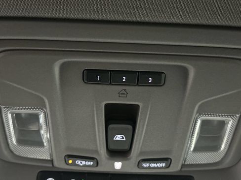 Used 2021 Chevrolet Silverado 1500 LT Trail Boss w/ Convenience Package II AWD/4WD image 39