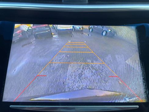 Used 2013 Cadillac XTS Luxury image 28