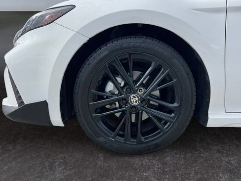 Used 2025 Toyota Camry SE w/ Multimedia Upgrade Package FWD image 9