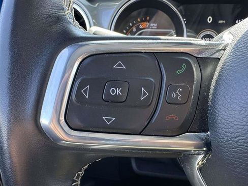 Used 2023 Jeep Wrangler Unlimited Sahara w/ Cold Weather Group AWD/4WD image 14