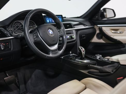 Used 2017 BMW 440i Convertible RWD image 31