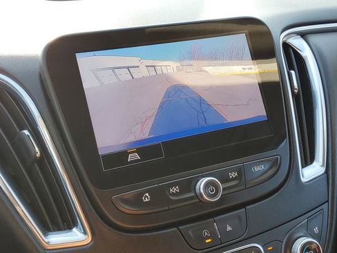 Used 2024 Chevrolet Malibu LT image 20