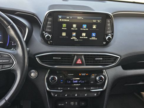Used 2020 Hyundai Santa Fe Limited AWD/4WD image 15