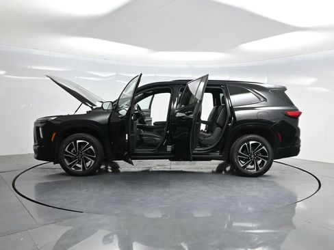 Used 2025 Buick Enclave Sport Touring FWD image 50