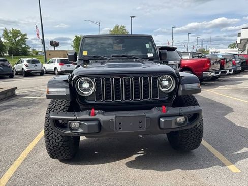 Used 2024 Jeep Wrangler Unlimited Rubicon AWD/4WD image 4