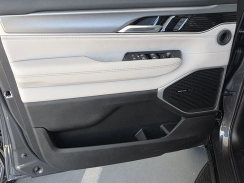 New 2026 Jeep Grand Wagoneer 2WD image 42