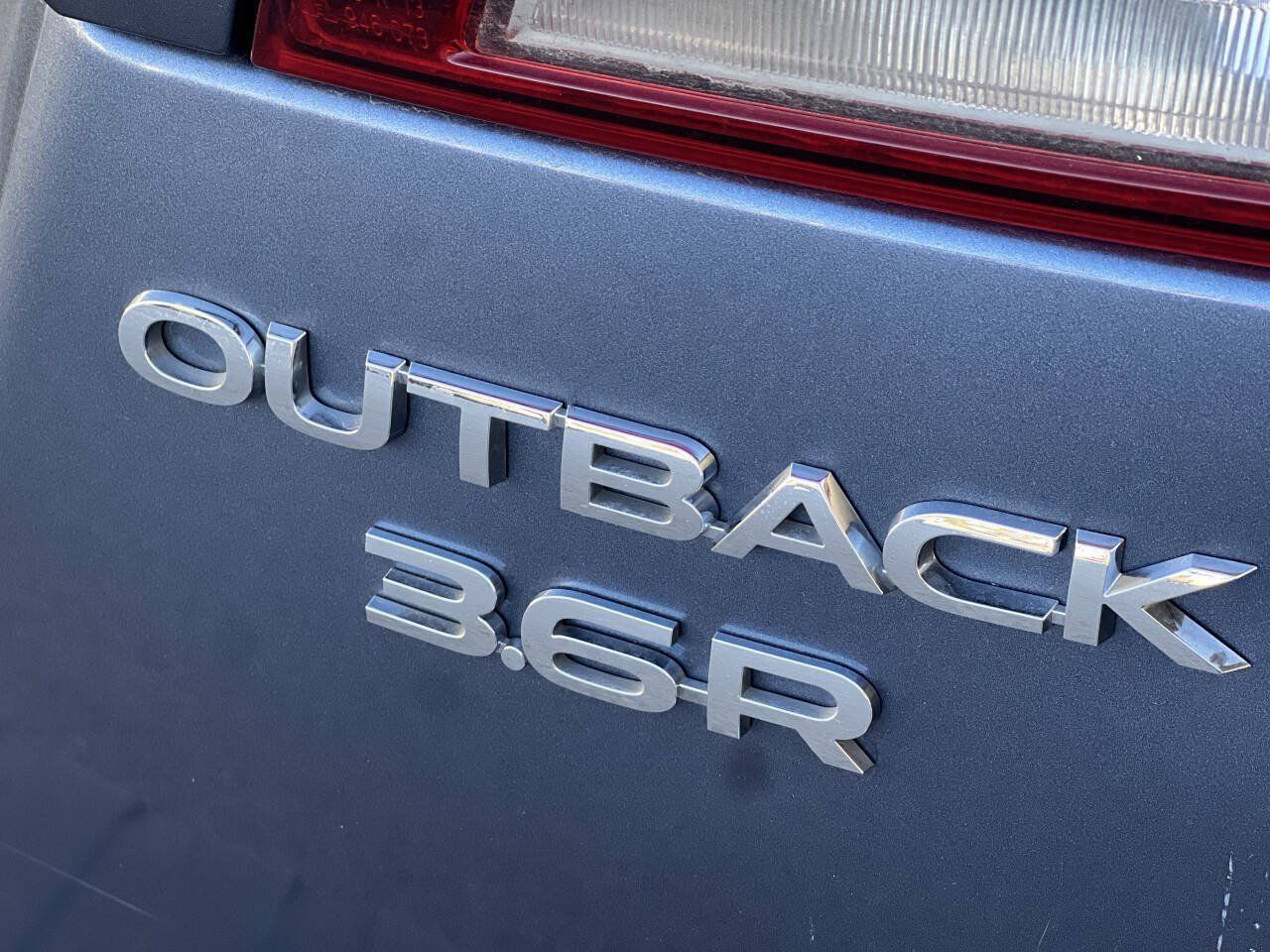 Used 2016 Subaru Outback 3.6R Limited AWD/4WD image 28