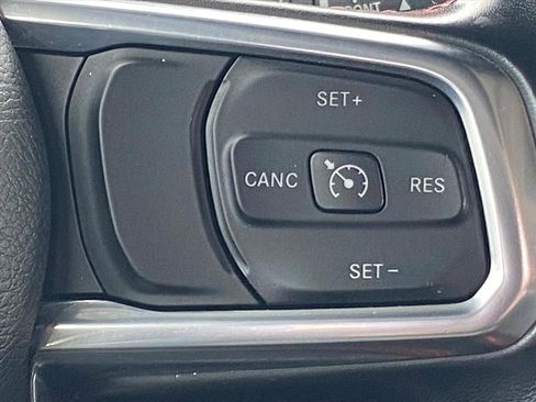 Used 2021 Jeep Gladiator Rubicon image 10