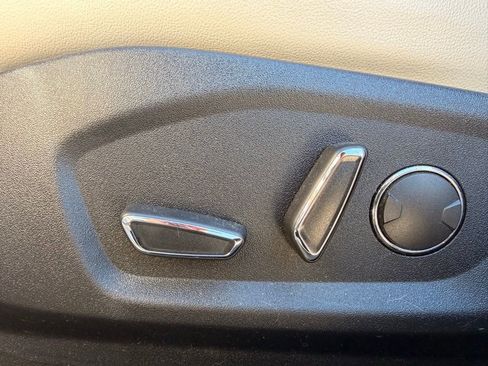 Used 2019 Ford Edge Titanium w/ Equipment Group 301A image 27