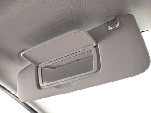 Used 2025 Chevrolet Trax LT w/ Driver Confidence Package FWD image 30