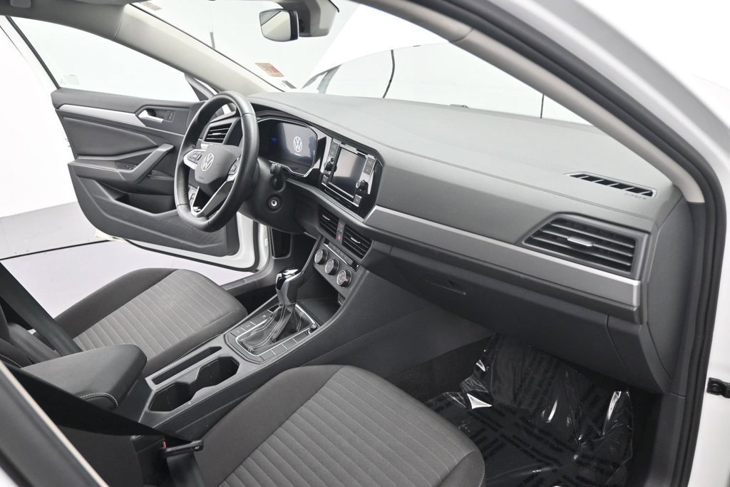 Used 2024 Volkswagen Jetta S FWD image 19