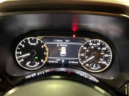 Used 2021 Nissan Rogue SV AWD/4WD image 14