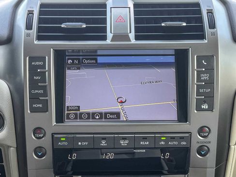 Used 2016 Lexus GX 460 w/ Premium Package image 13