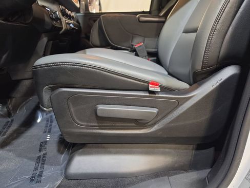 Used 2025 RAM 1500 Tradesman AWD/4WD image 14