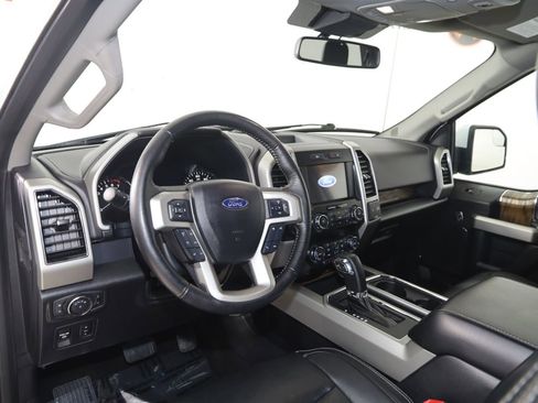 Used 2019 Ford F150 Lariat AWD/4WD image 24