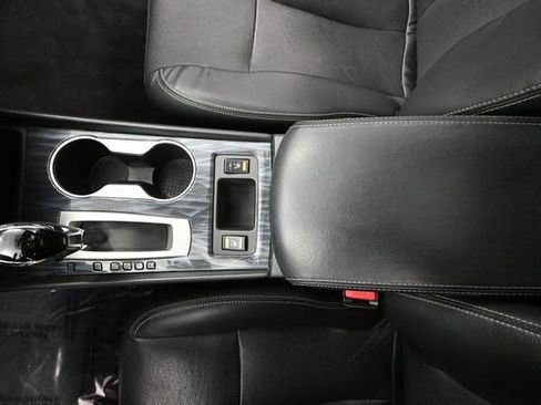 Used 2016 Nissan Altima 2.5 SL w/ Moonroof Package image 29