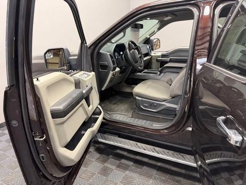 Used 2019 Ford F150 XLT w/ Equipment Group 302A Luxury AWD/4WD image 14