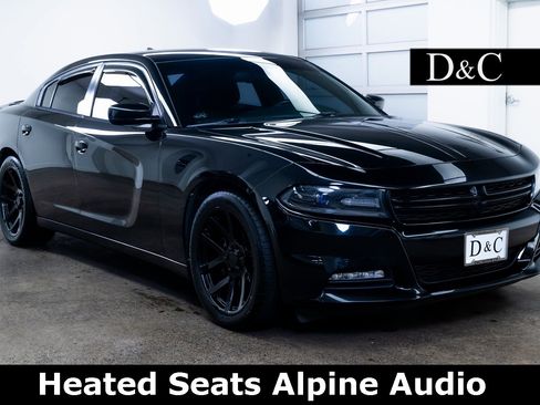 Used 2016 Dodge Charger R/T image 1