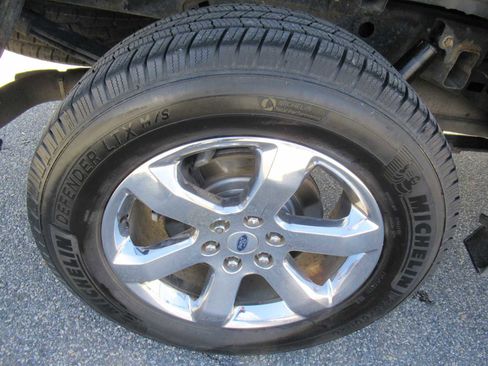 Used 2021 Ford F150 XLT w/ Equipment Group 302A High image 9