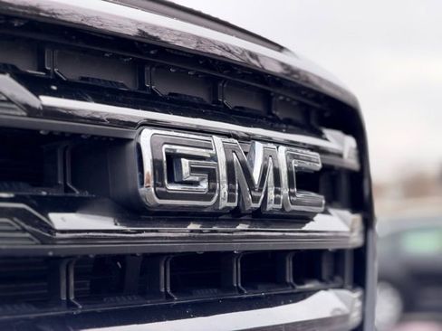 Used 2021 GMC Sierra 1500 Elevation w/ LPO, Elevation Black Package image 31