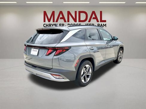 Used 2025 Hyundai Tucson SEL FWD image 5