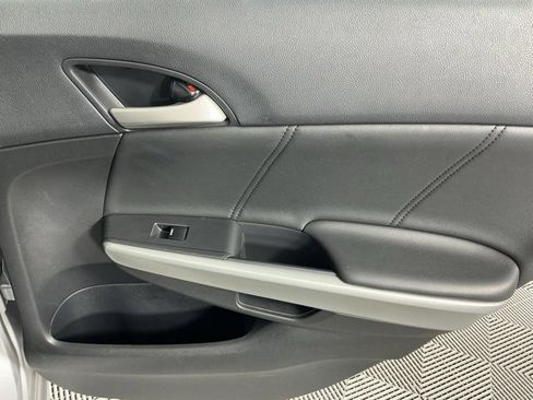 Used 2010 Honda Accord EX-L image 11