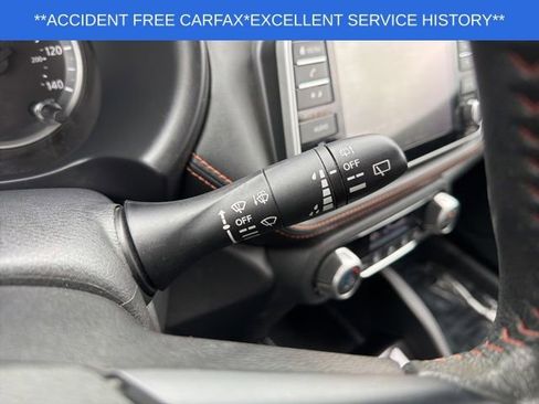 Used 2019 Nissan Kicks SR image 28