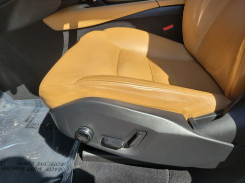 Used 2016 Volvo XC90 T6 Momentum w/ Momentum Plus Package image 12