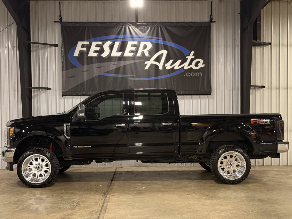 Used 2017 Ford F250 Lariat w/ Chrome Package AWD/4WD image 6