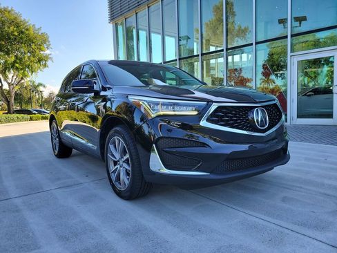 Used 2021 Acura RDX w/ Technology Package image 2
