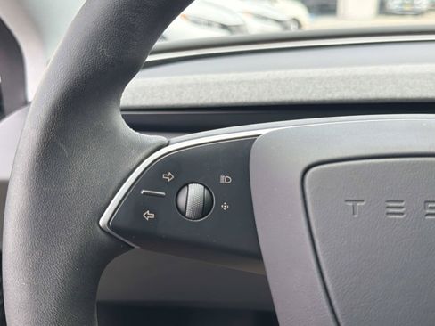 Used 2025 Tesla Model 3 RWD image 17
