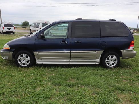 Used 2002 Ford Windstar SEL FWD image 15
