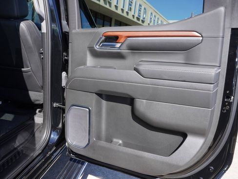 Used 2023 GMC Sierra 1500 Denali w/ Denali Reserve Package image 22