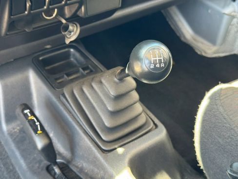 Used 2003 Jeep Wrangler SE AWD/4WD image 20