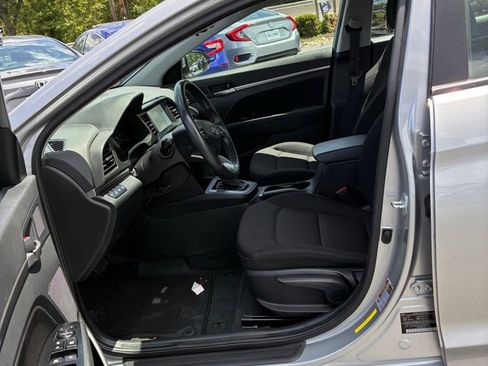 Used 2020 Hyundai Elantra Value Edition w/ Cargo Package (C1) FWD image 22
