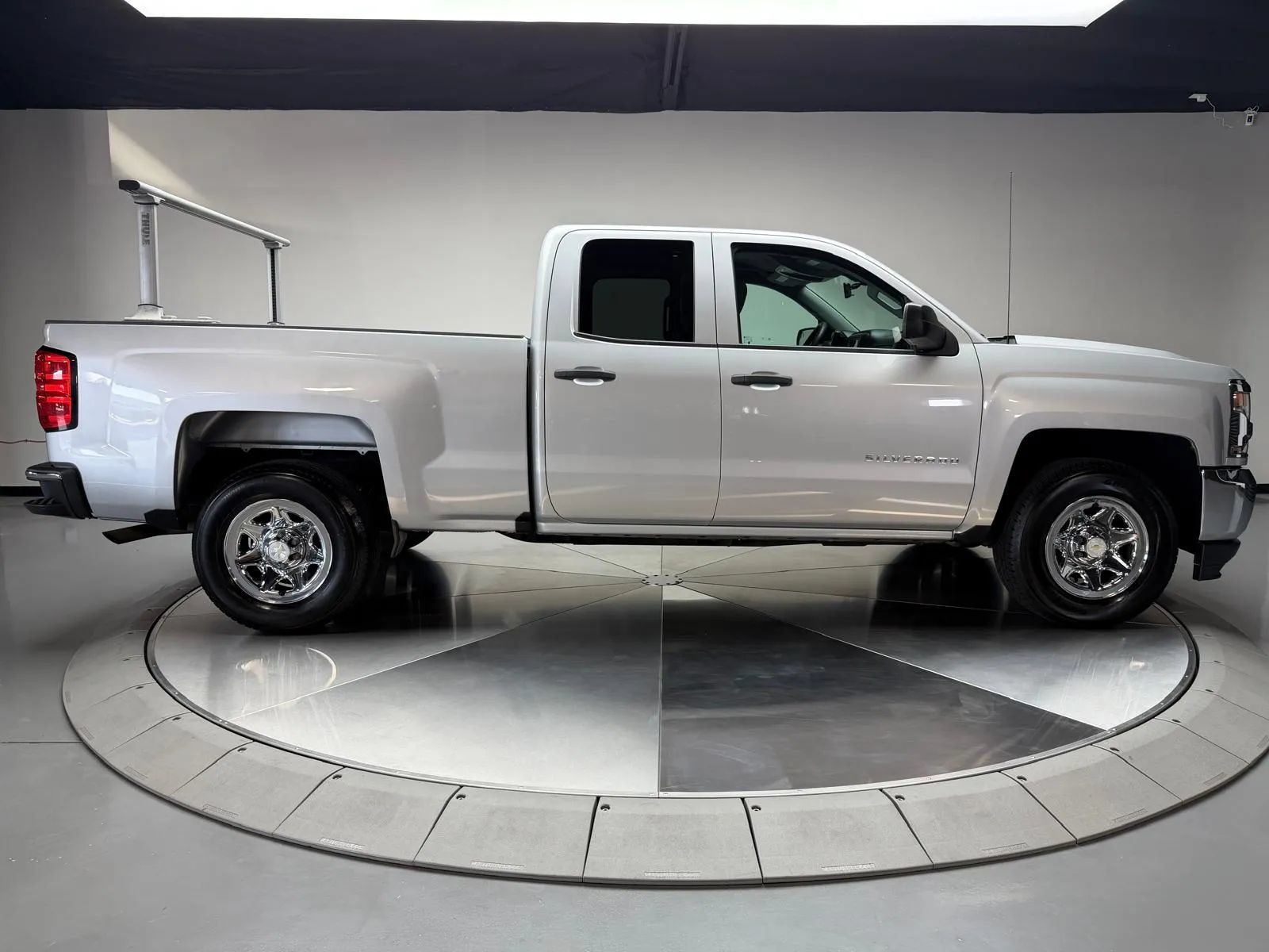 Used 2017 Chevrolet Silverado 1500 LS w/ Trailering Package RWD image 6