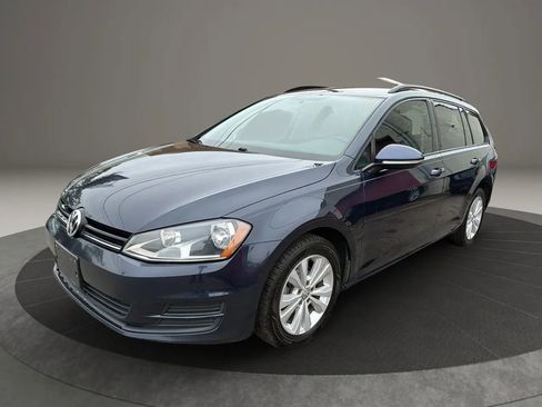 Used 2017 Volkswagen Golf S AWD/4WD image 1