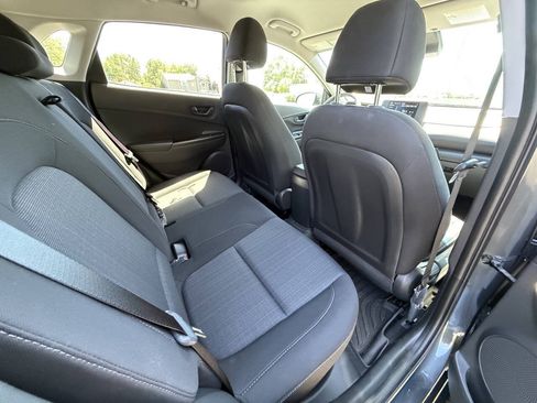 Used 2022 Hyundai Kona SEL w/ Cargo Package FWD image 10