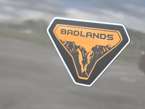 New 2026 Ford Bronco Badlands image 12