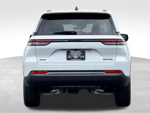 New 2026 Jeep Grand Cherokee Altitude AWD/4WD image 6