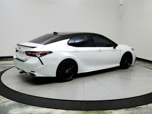 Used 2021 Toyota Camry XSE AWD/4WD image 5