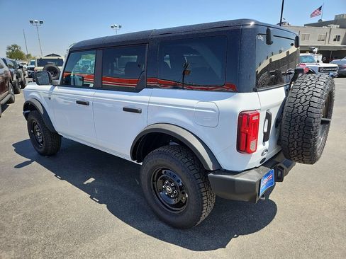 New 2026 Ford Bronco Big Bend w/ Black Appearance Package AWD/4WD image 8