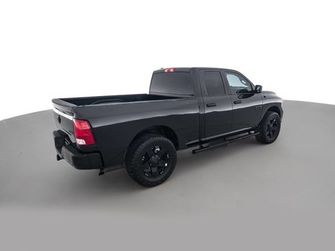 Used 2018 RAM 1500 Express w/ Black Ram 1500 Express Group image 5