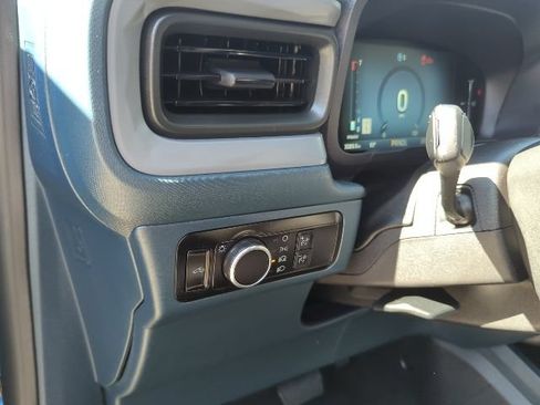 Used 2025 Ford Maverick Lariat w/ Black Appearance Package AWD/4WD image 14