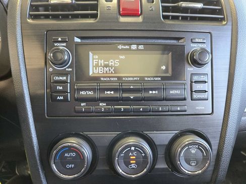 Used 2014 Subaru Forester 2.5i Limited AWD/4WD image 17