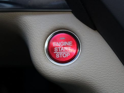 Used 2020 Acura MDX SH-AWD image 25